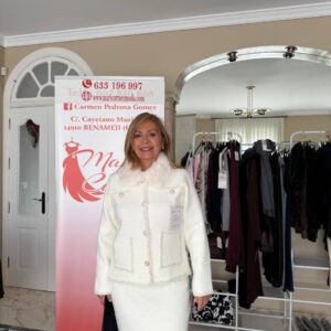 Traje de falda y chaqueta modelo Florencia